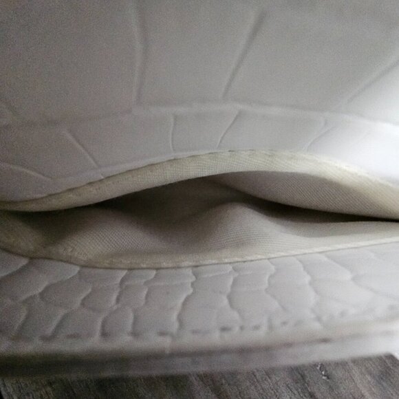 Urban Expressions Lucas Oatmilk Croco Embossed Crossbody Bag - Picture 7 of 14